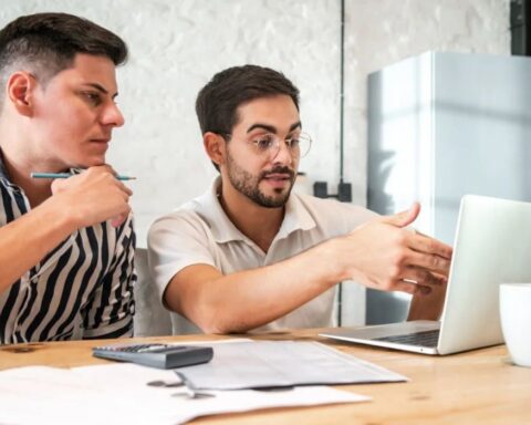 Convert Website Visitors with Garage2Global