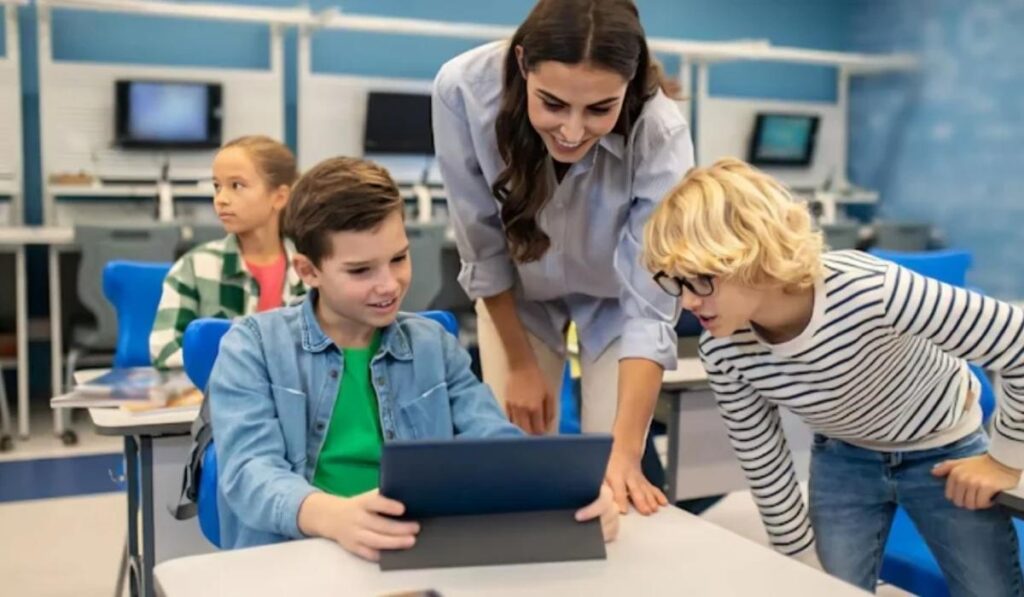 Classroom 60x