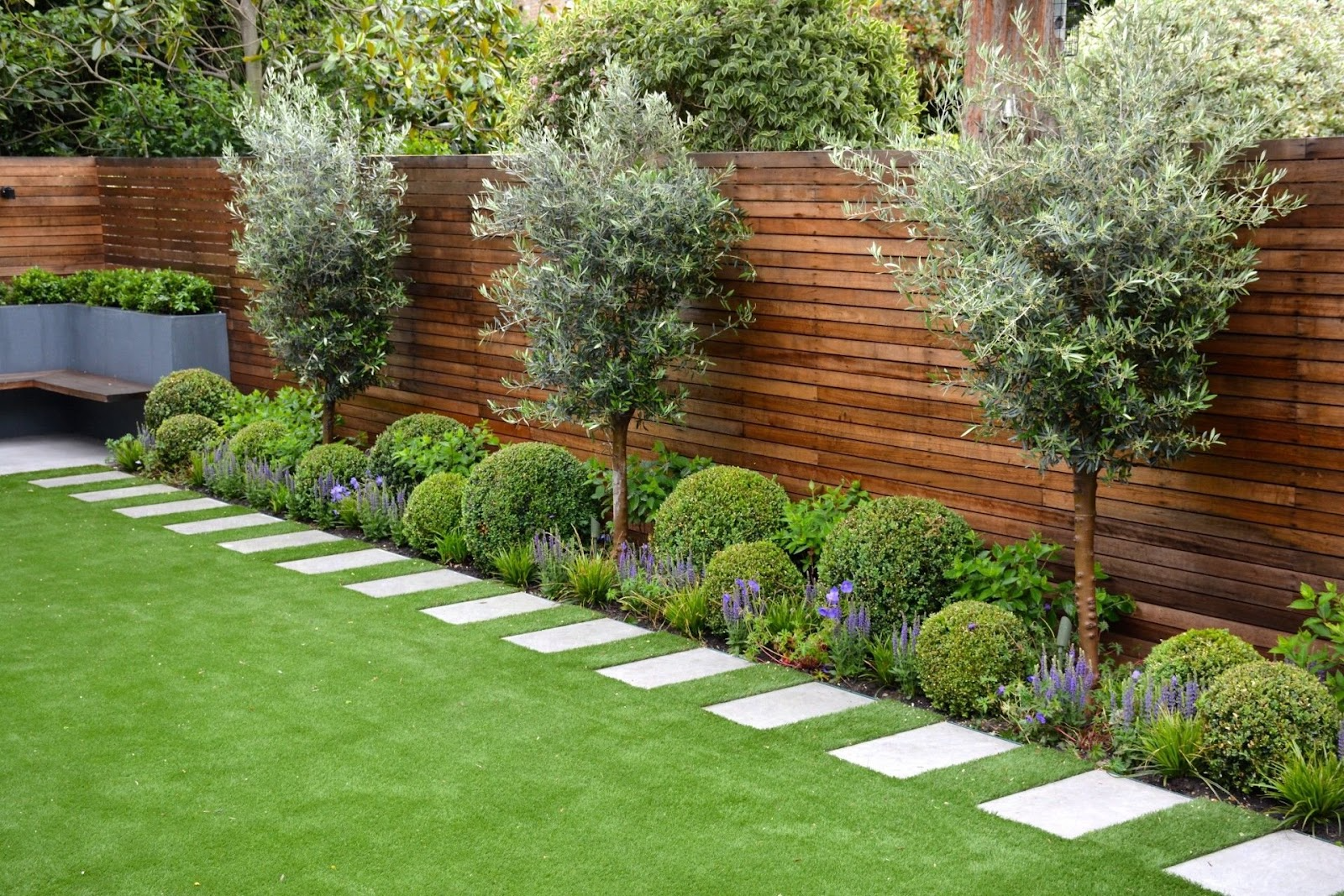 Top 7 Elements of a Picture-Perfect Garden Design