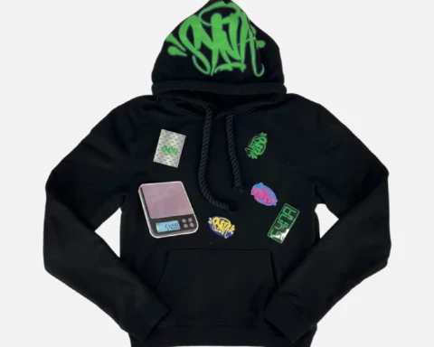 Syna World Oversized Hoodie – Urban Vibes
