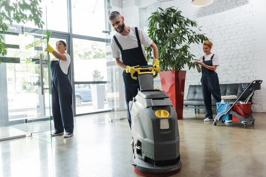 Why Big Brands Are Partnering with Premium Commercial Cleaning Services