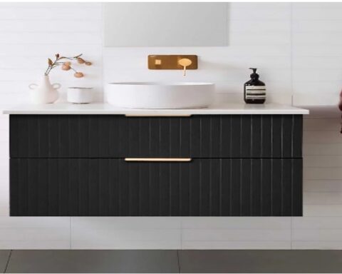 Making The Most of Your Small Bathroom Vanities in 2026