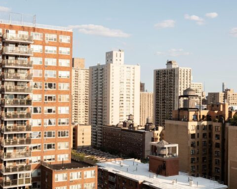 The Hidden Choreography of Buildings How Property Managers Keep Chaos in Rhythm