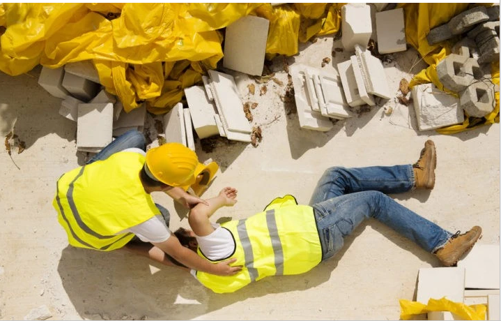 How Can a Workers’ Comp Lawyer Help After a Construction Accident