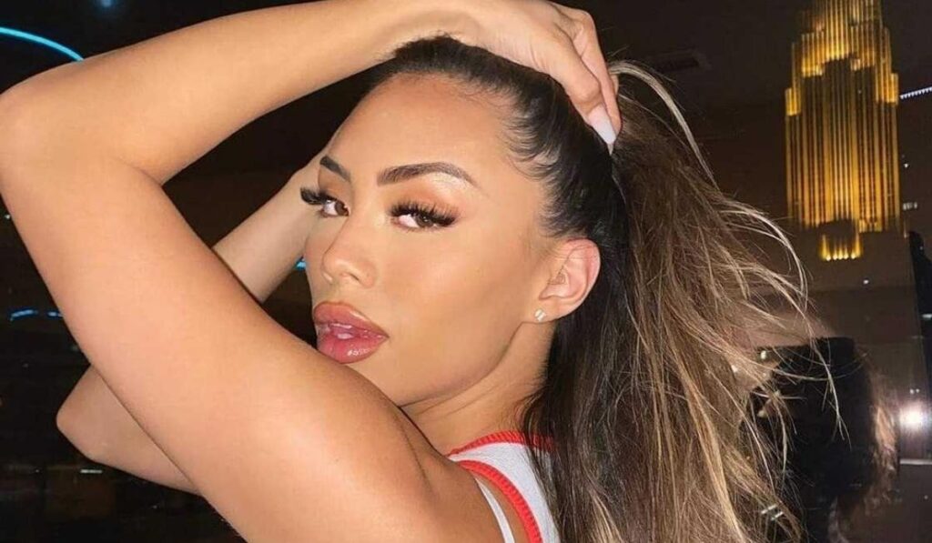 Montana Helena Klein Yao