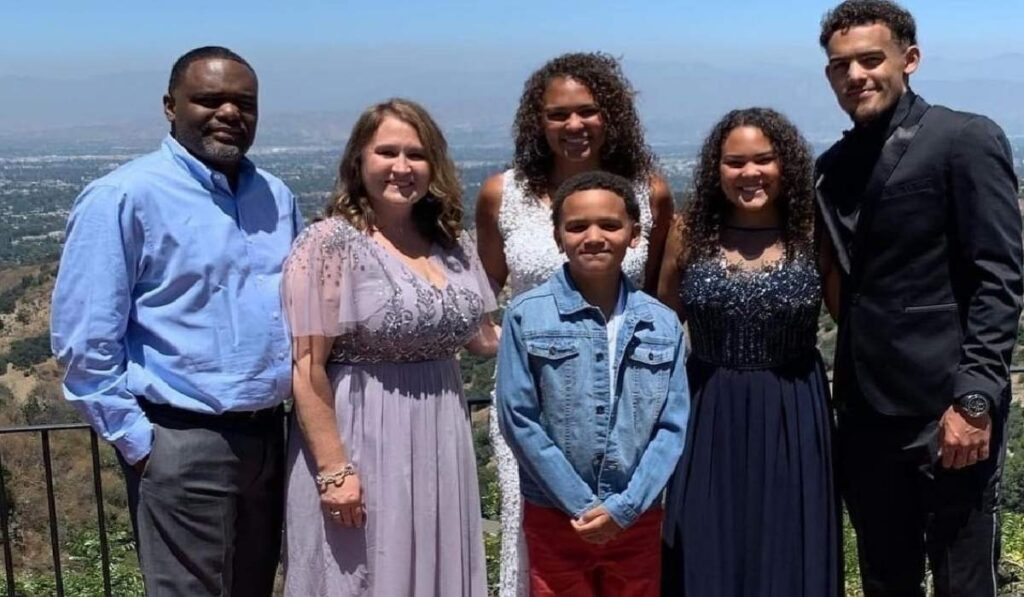 Trae Young Parents