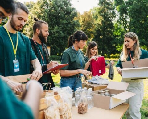 The Business Case for Corporate Volunteering Opportunities Volunteer Abroad Cooperating