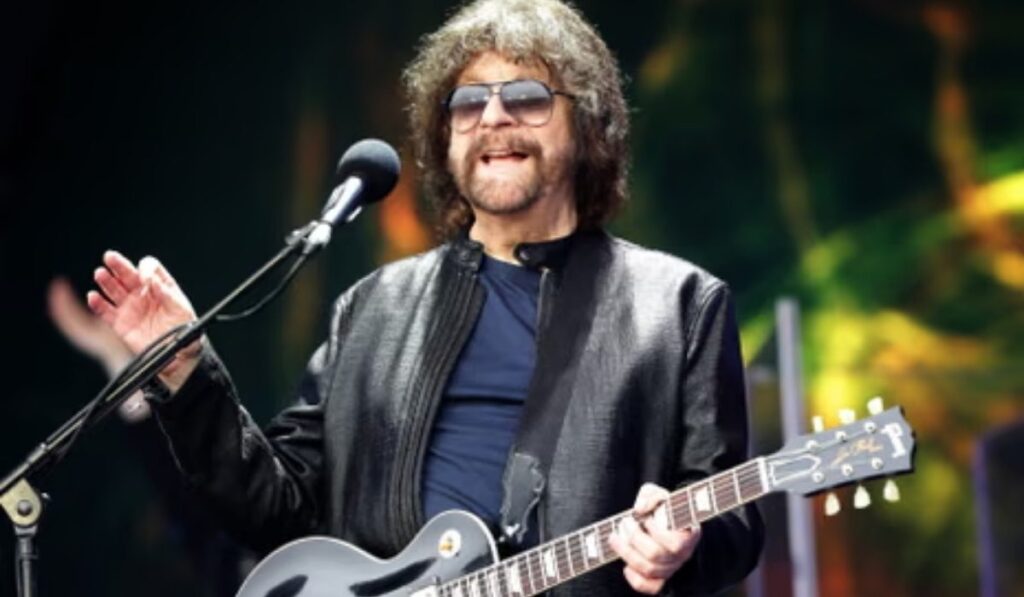 Where Does Jeff Lynne Live