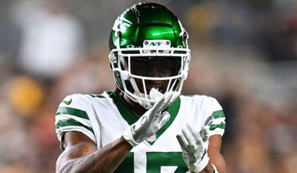 davante adams says he will never play for the bears.