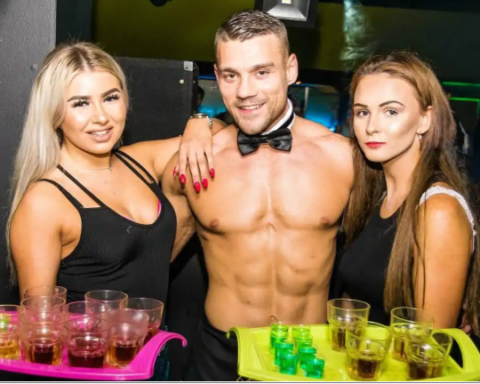 The Ultimate Guide to Booking a Buff Butler for Your Event
