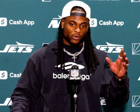 davante adams says he will never play for the bears.