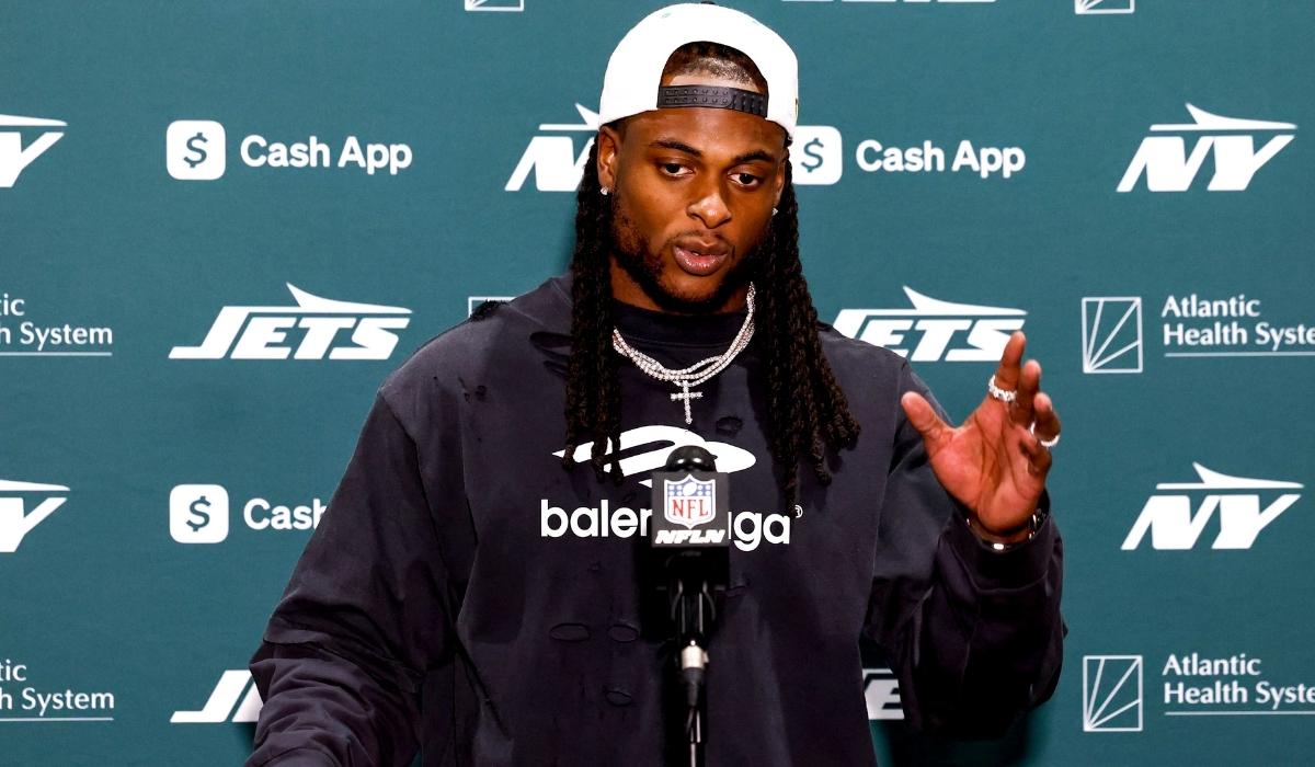 davante adams says he will never play for the bears.