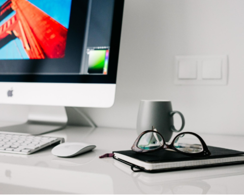 Home Office Wallpaper Ideas for Small Spaces to Boost Your Productivity