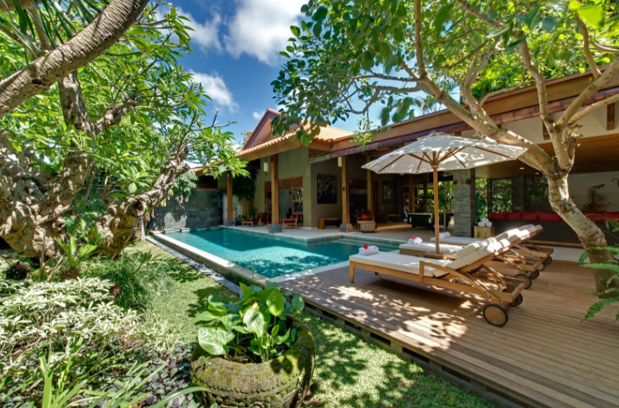 Why Travellers Are Moving Beyond Traditional Hotels