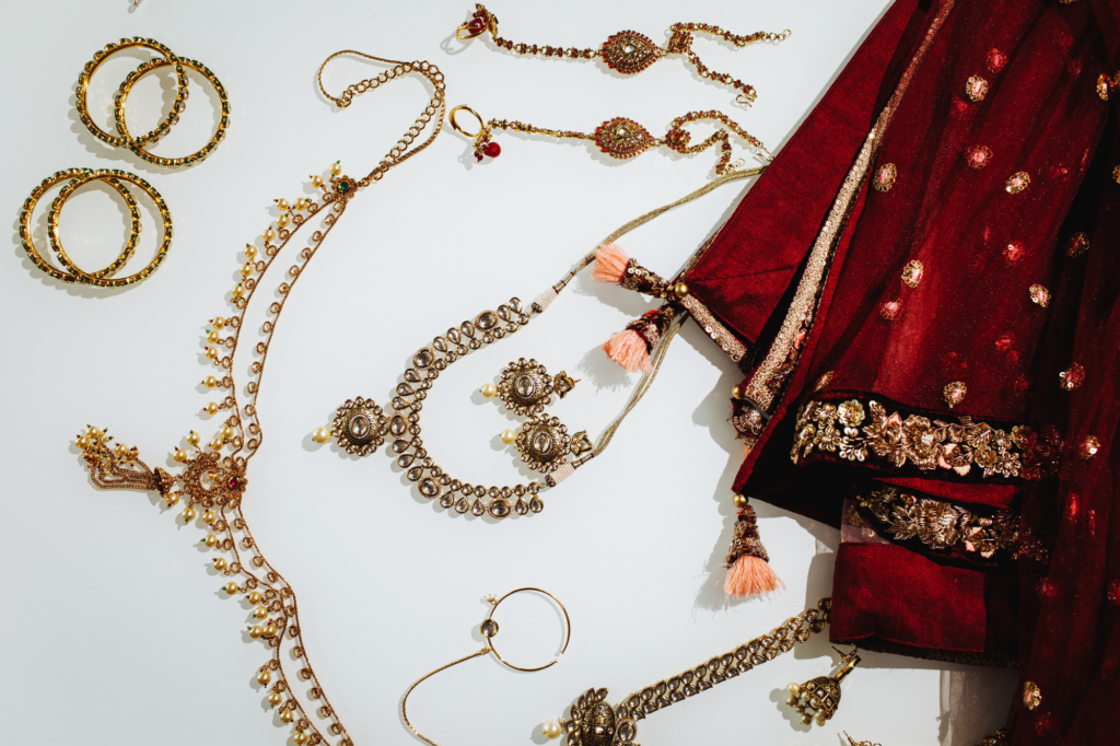 7 Statement Jewelry Pieces That Instantly Elevate Any Indian Outfit