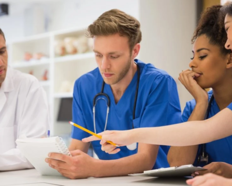 Cost of Studying Medicine in the UK: Is There an Affordable Alternative?